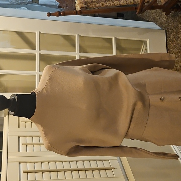 Zyia Sweater and Sweater Skirt Bundle - Picture 2 of 9